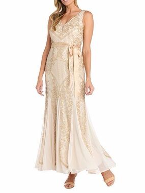 R&M Richard’s Elegant V-Neck Champagne Lace Evening Gown with Sash Size 12 BNWT